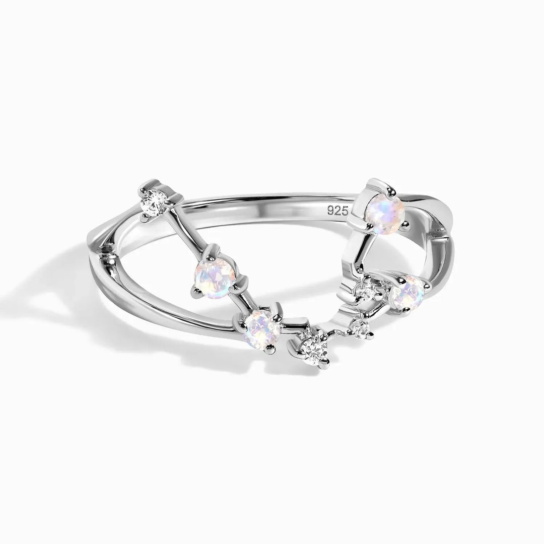 Aquarius Ring – Independent and Visionary Energy