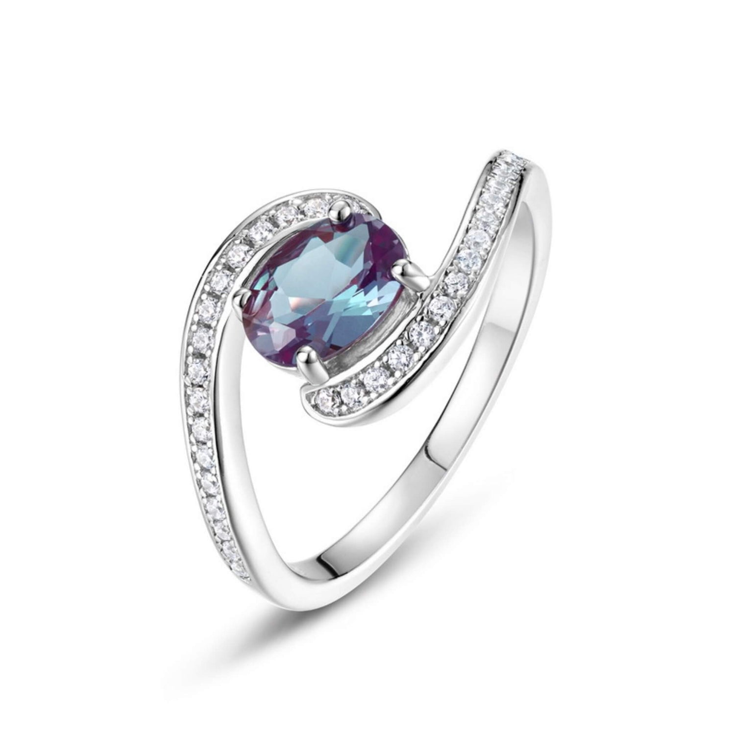 Alexandrite ring for women symbolising empowerment and emotional balance by Minerva Jewelry.