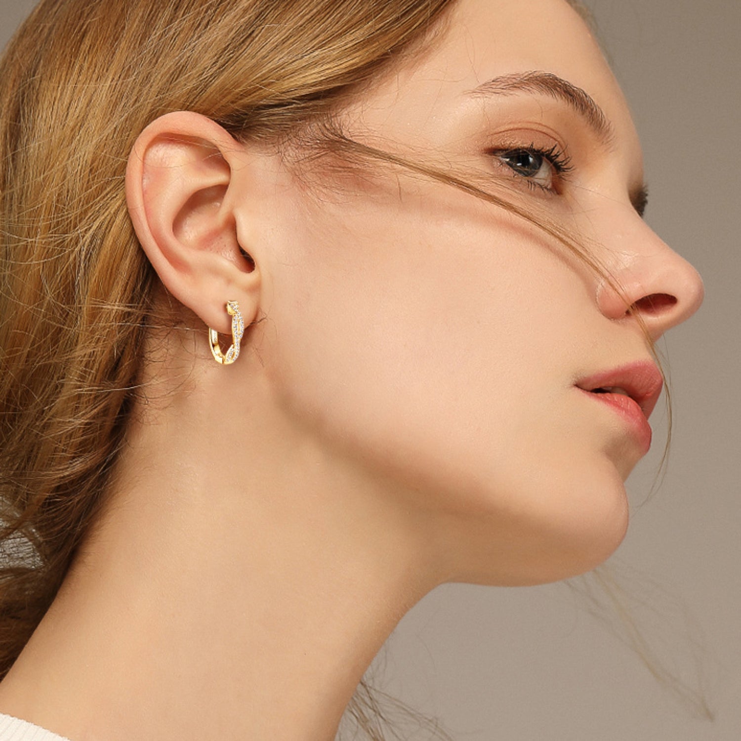 Twist Hoops