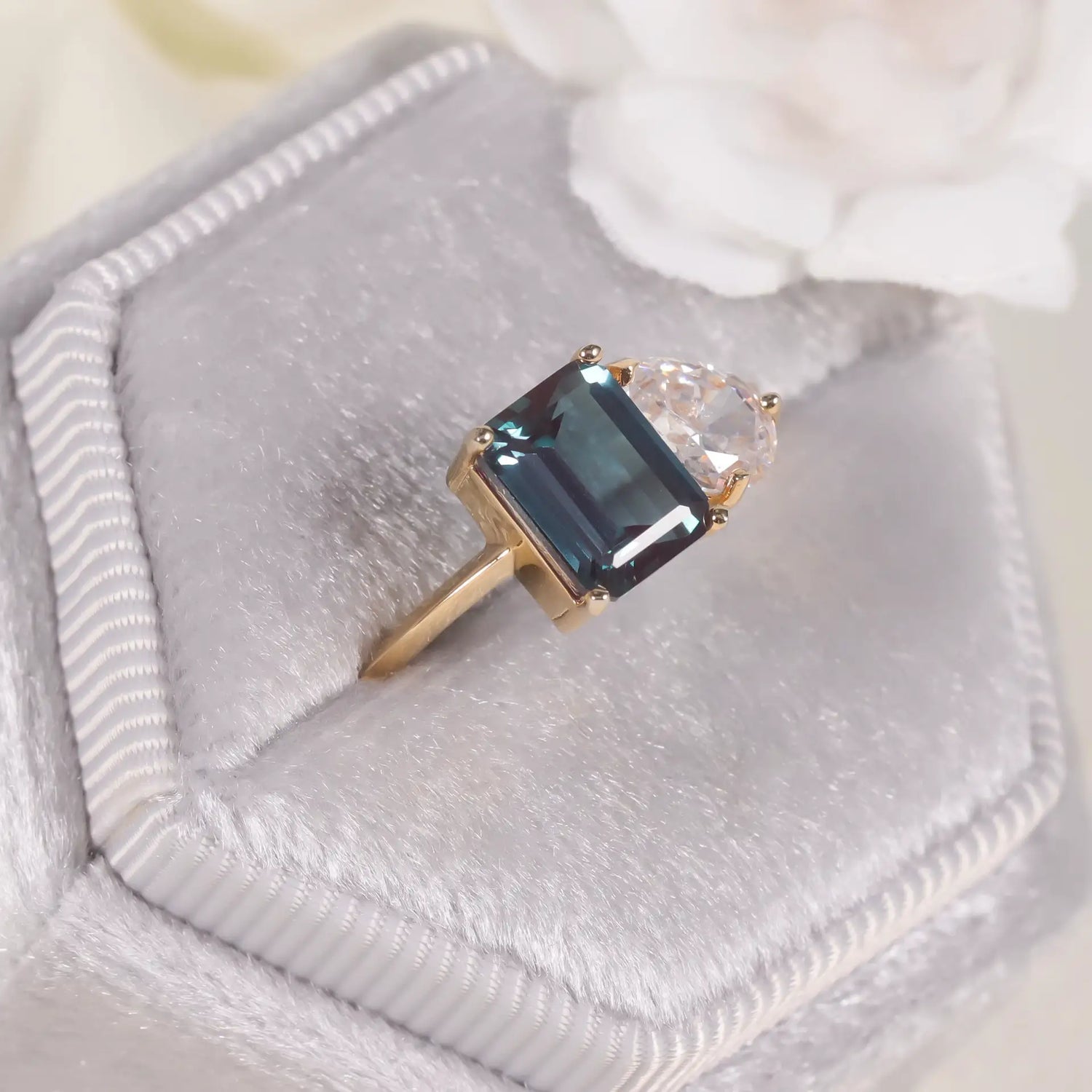 Colour-changing alexandrite vintage ring celebrating mystery and timeless transformation by Minerva Jewelry.