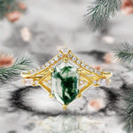 Oval-cut moss agate jewelry ring in gold, designed for harmony, love and emotional balance.