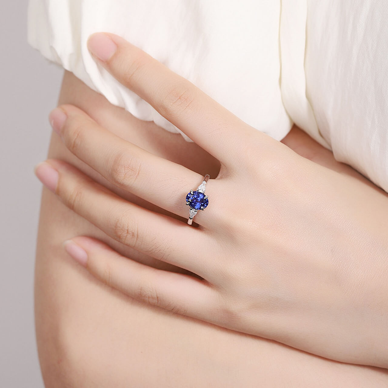 Sapphire Blue Ring