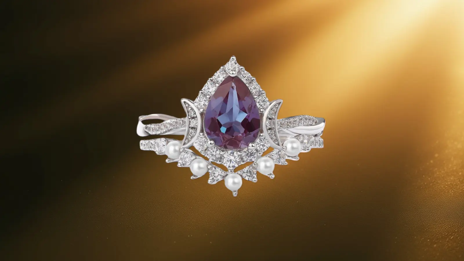 Alexandrite Jewelry featuring color-changing gemstones crafted in gold and silver, symbolising transformation and balance.