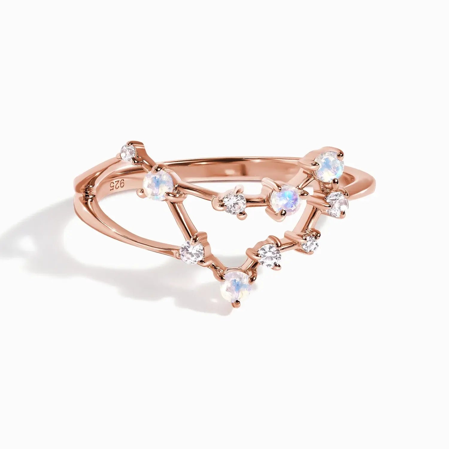 Capricorn Ring – Steady and Ambitious Energy