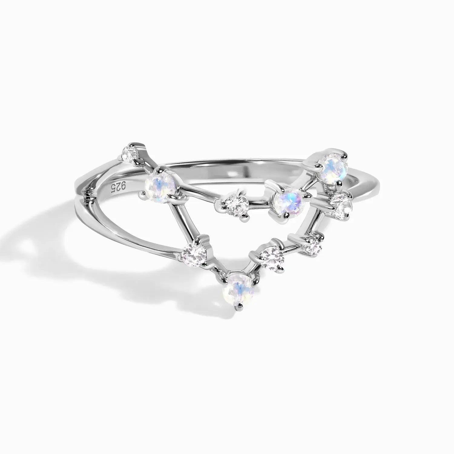 Capricorn Ring – Steady and Ambitious Energy