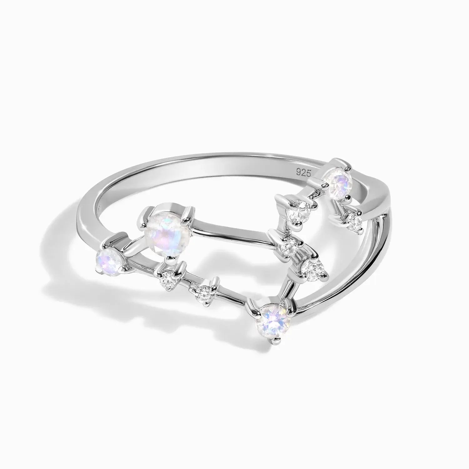 Leo Ring – Radiant and Fearless Energy