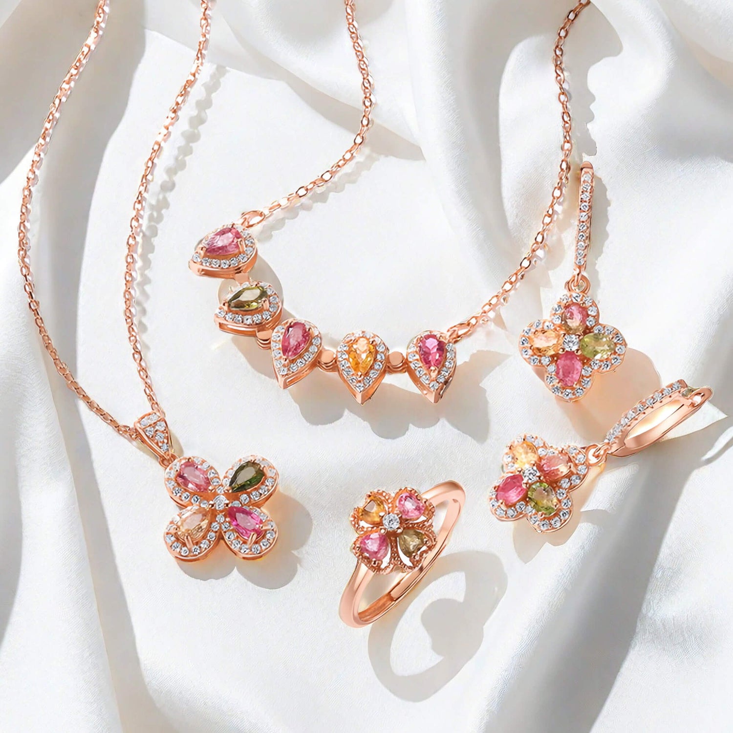 Four Leaf Clover Pendant Necklace - Minerva Jewelry