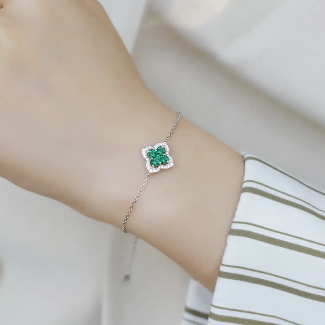 Emerald Bracelet Luxurious Charm