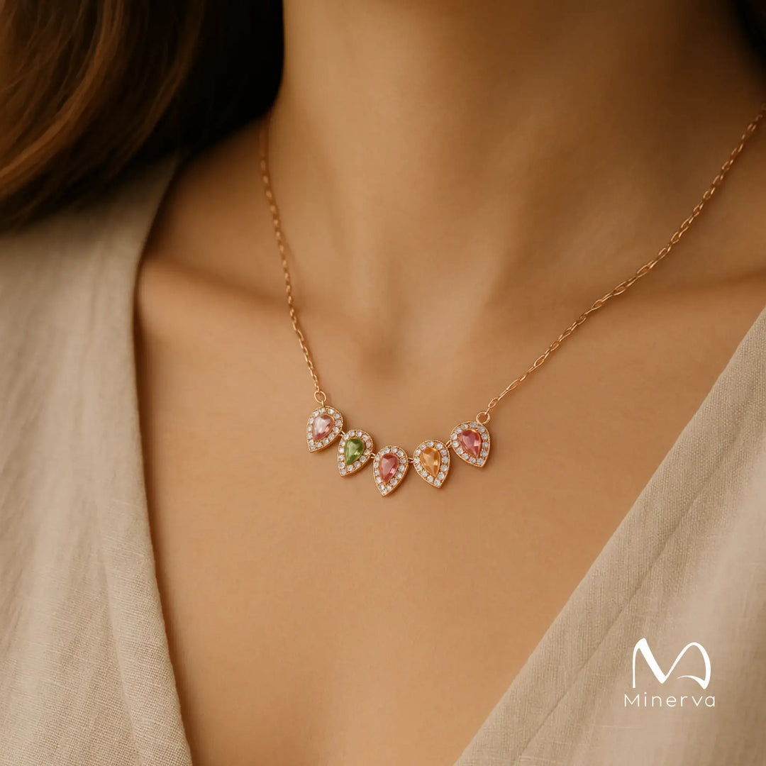 Four Leaf Clover Pendant Necklace